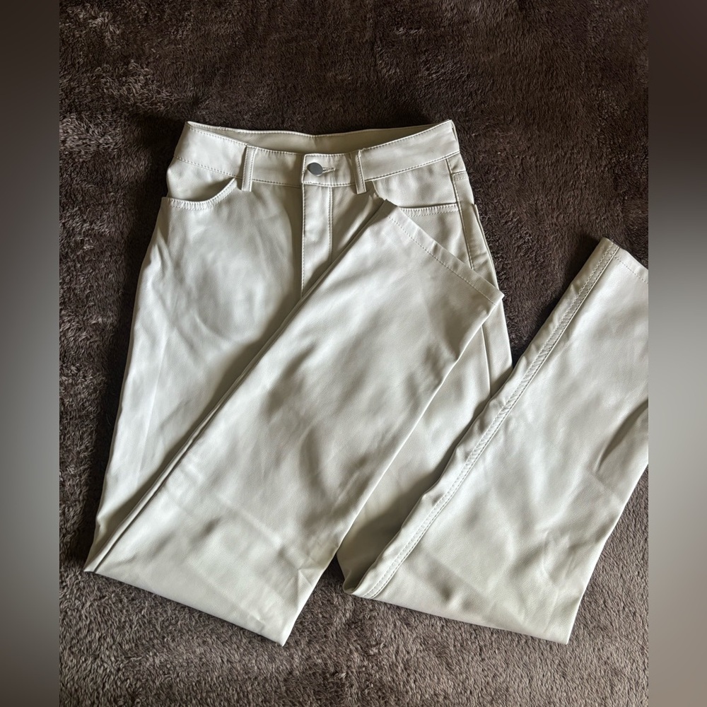 DYNAMITE | Gisele Straight Leg Pant